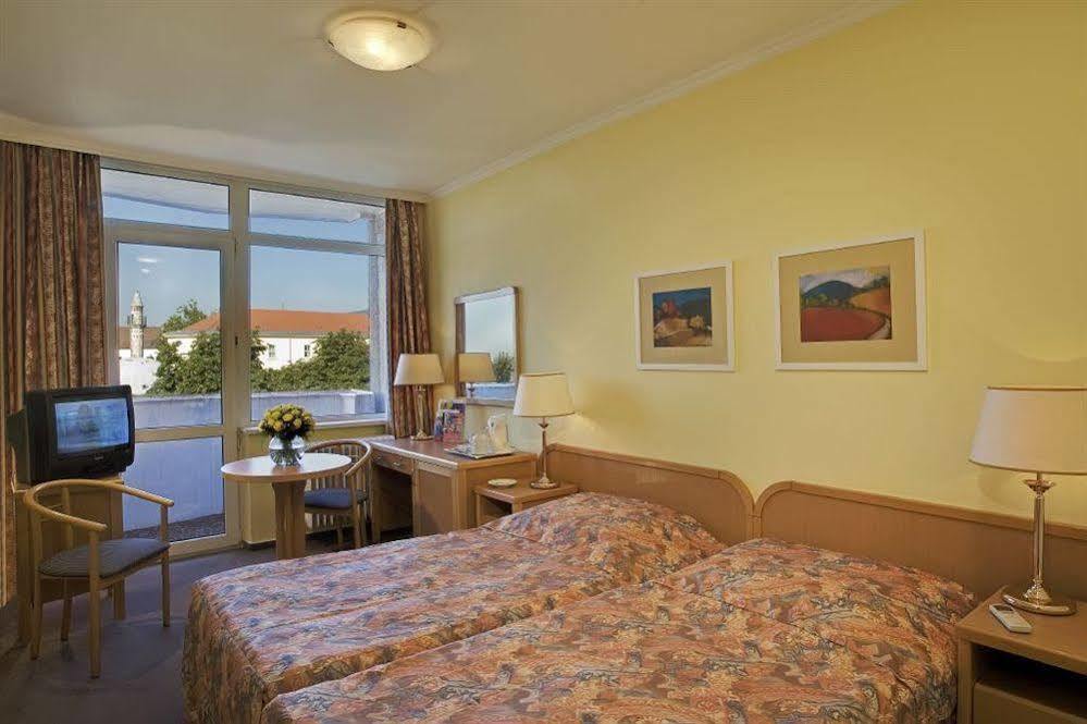 Hotel Patria Pécs Værelse billede